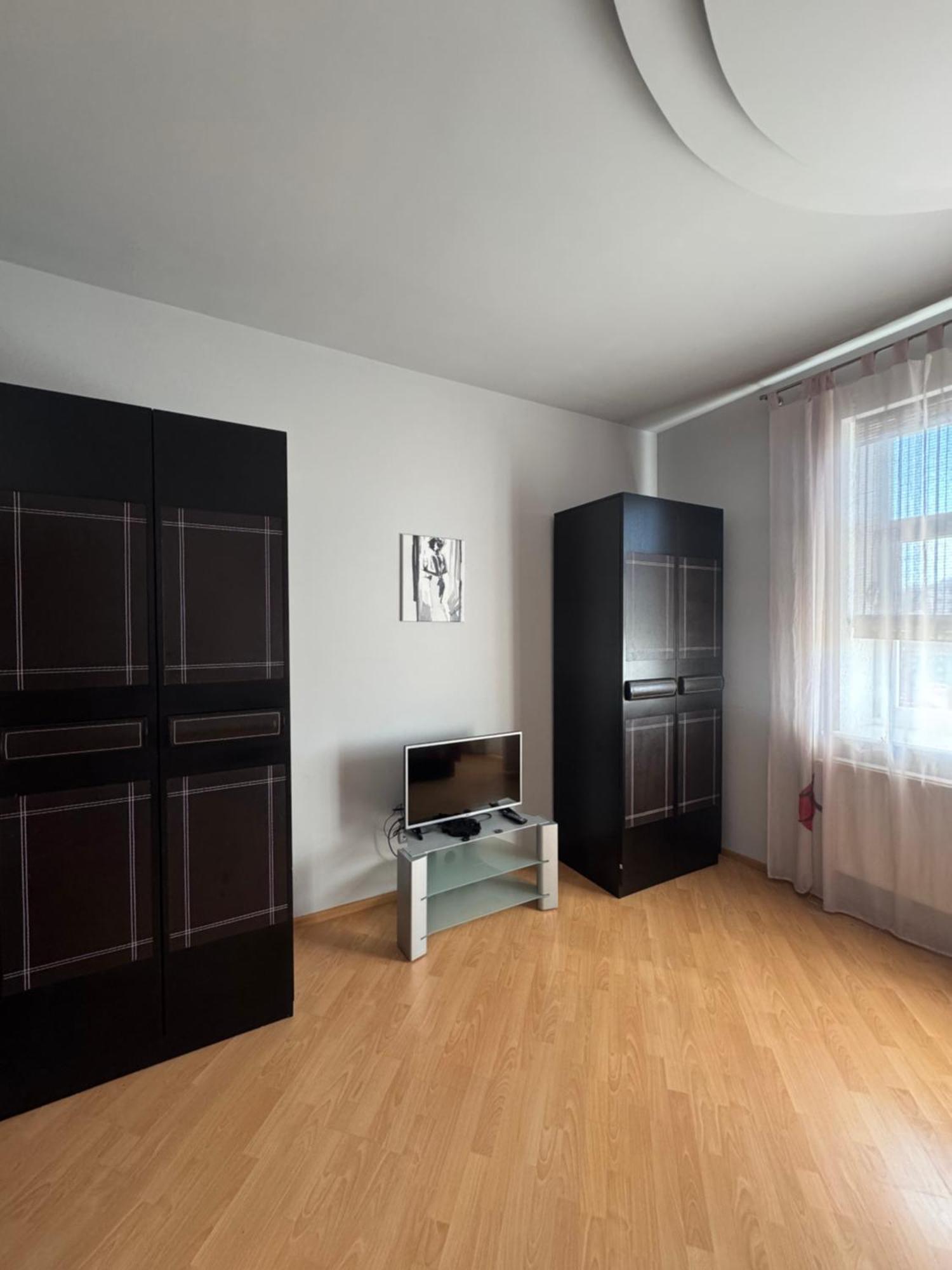 Modern Apartment On Mechnikova Street 18 リヴィウ エクステリア 写真