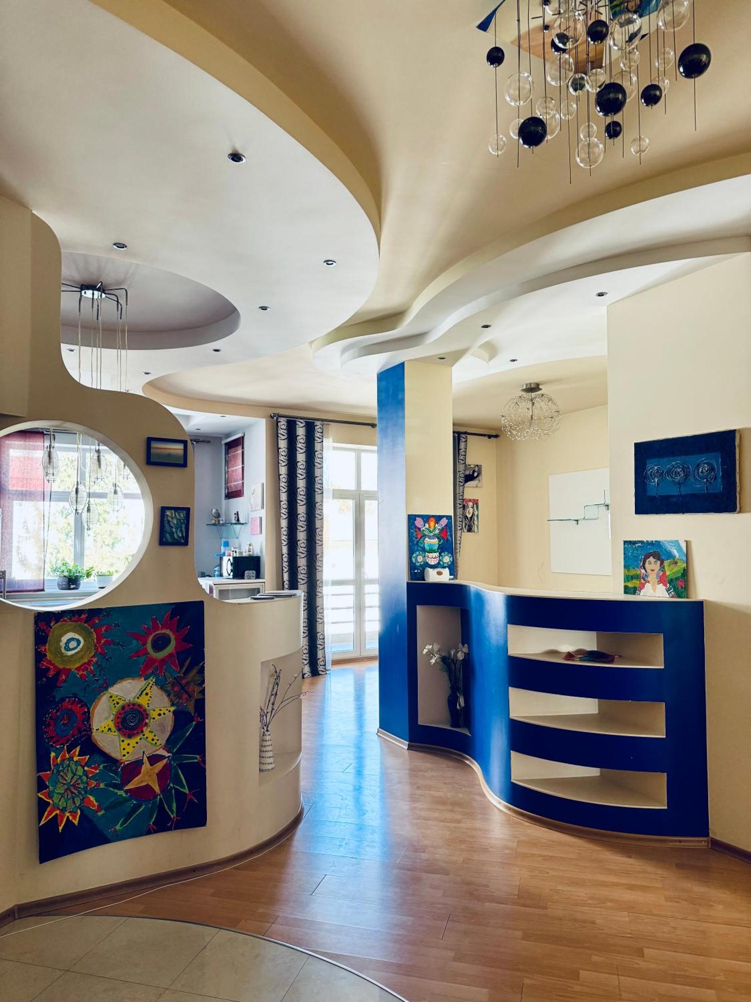 Modern Apartment On Mechnikova Street 18 リヴィウ エクステリア 写真