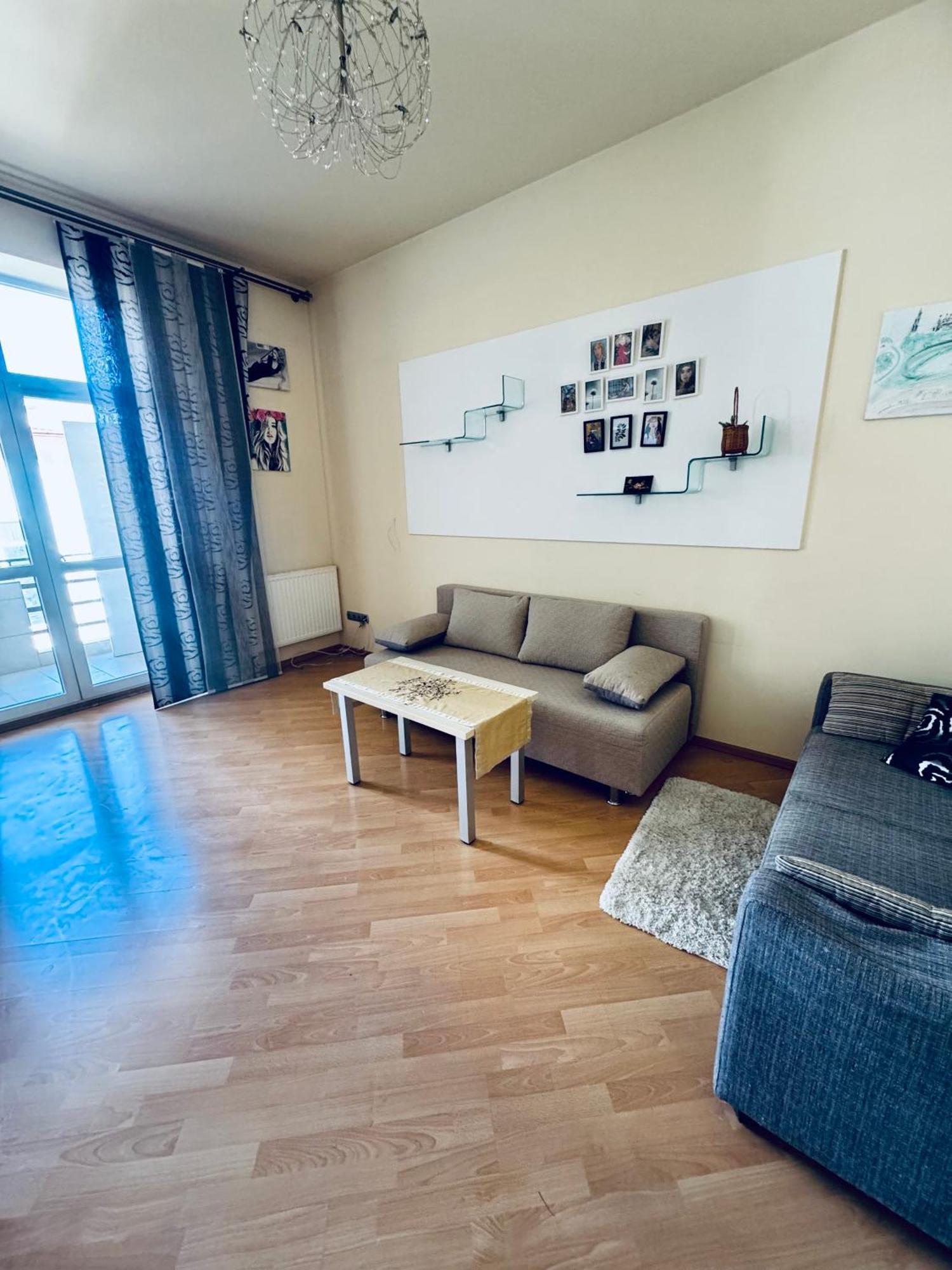 Modern Apartment On Mechnikova Street 18 リヴィウ エクステリア 写真