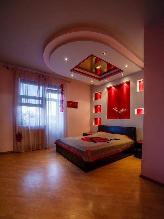 Modern Apartment On Mechnikova Street 18 リヴィウ エクステリア 写真